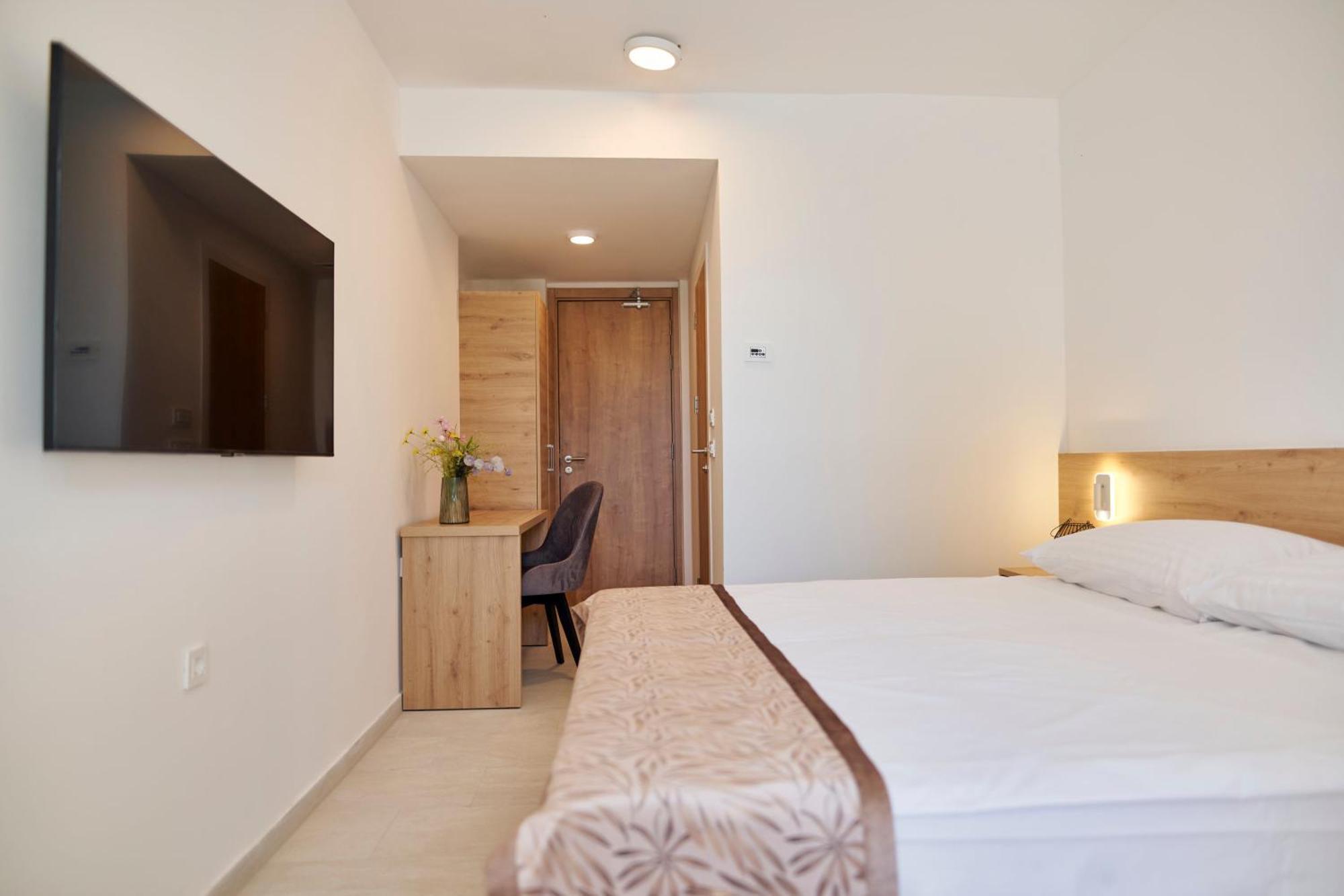 Colentum Resort Murter Zimmer foto